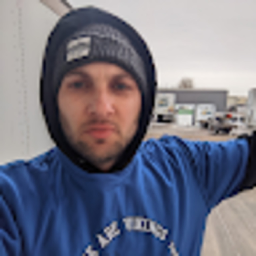 Meet your Posher, Dustin
